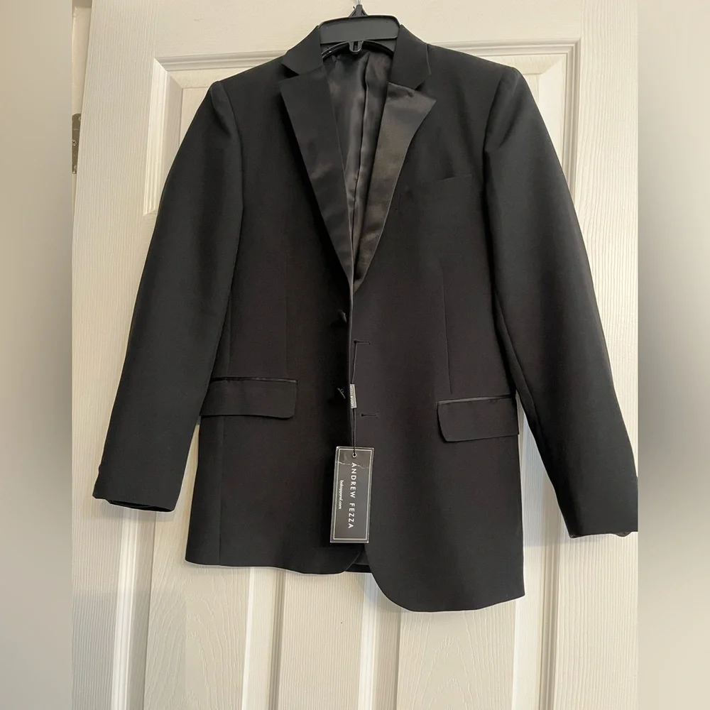 Boy’s tuxedo jacket - Picture 2 of 2